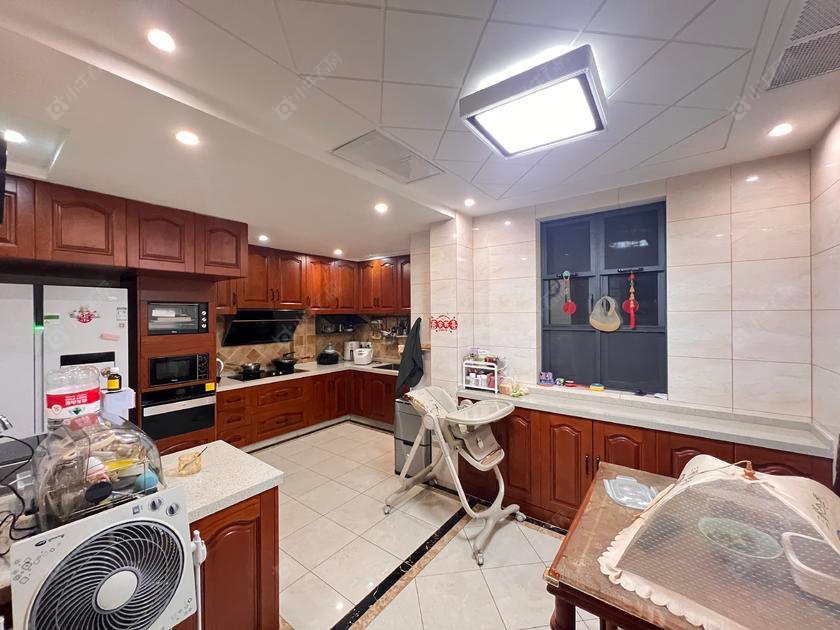 上海美兰湖岭域在售二手房源小区图_小牛看房