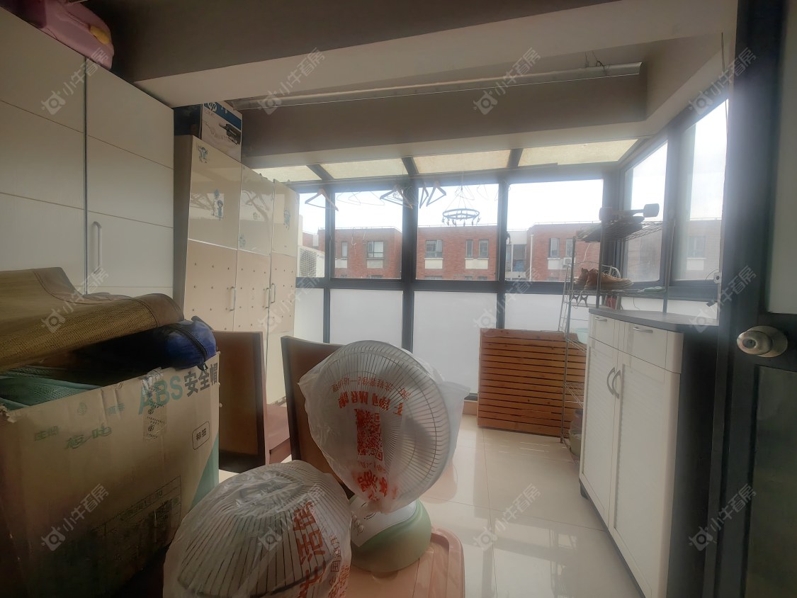 上海顺驰美兰湖在售二手房源小区图_小牛看房