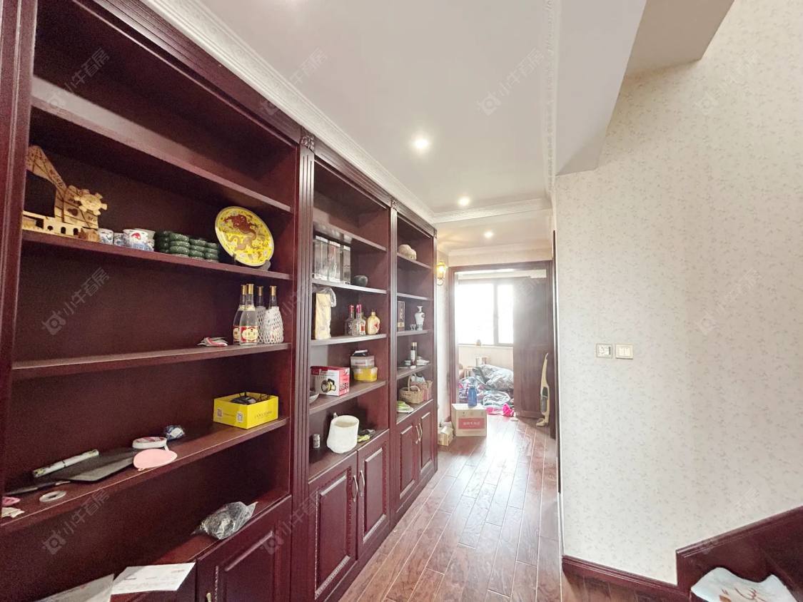 上海中建大公馆在售二手房源小区图_小牛看房