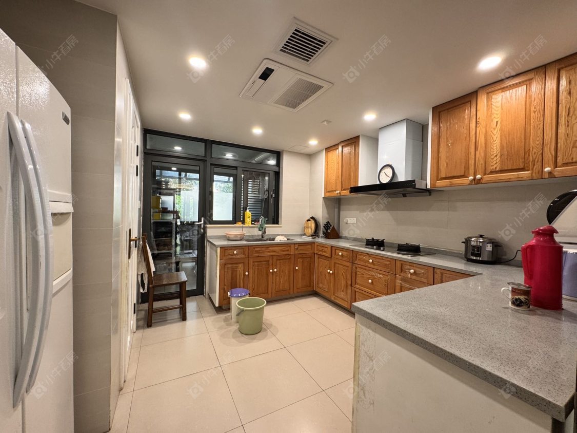 上海凯德林茵湖畔东区在售二手房源小区图_小牛看房