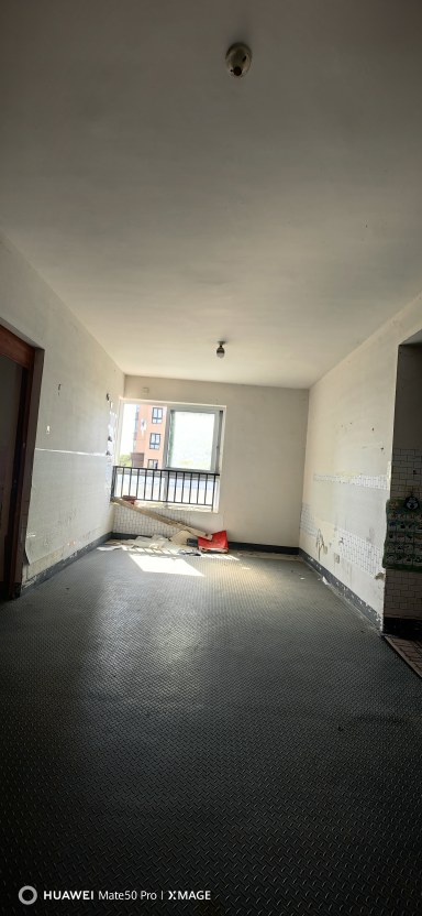 上海练祁佳城绿地家苑265弄3室1厅1卫在售二手房房源图片