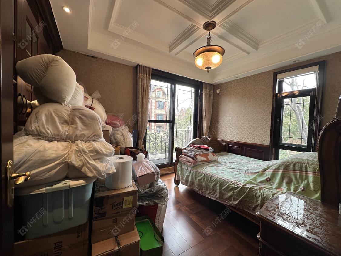 上海美兰湖花园别墅区在售二手房源小区图_小牛看房