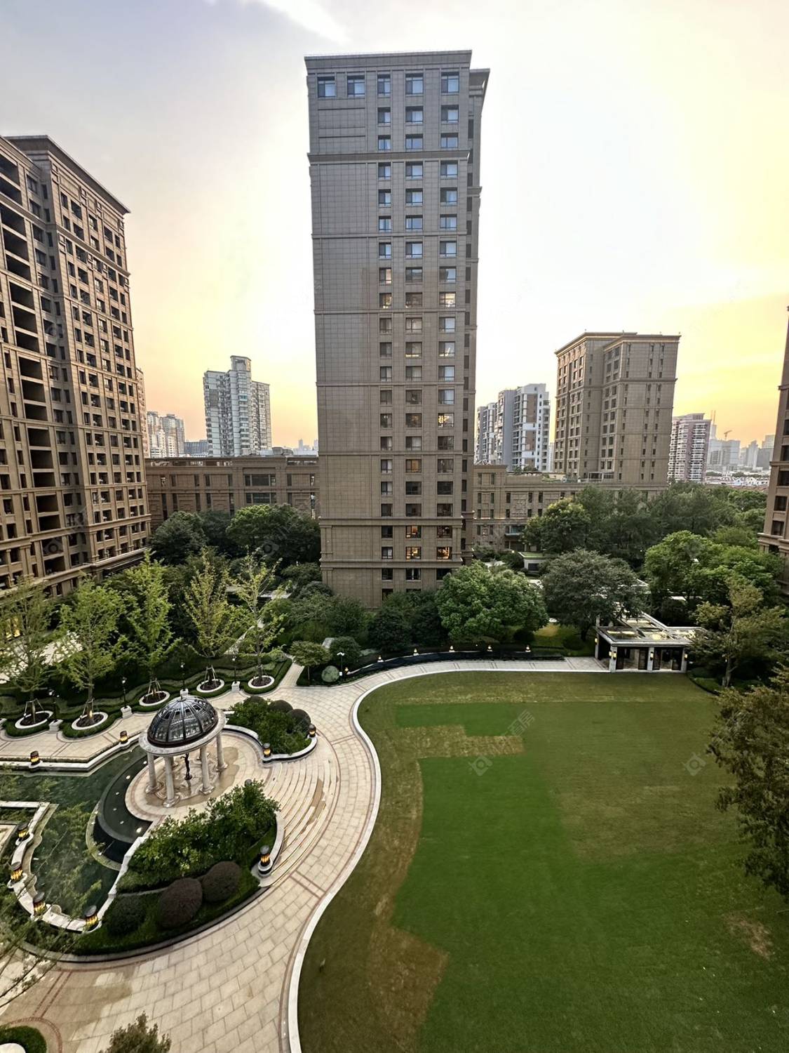 上海融创外滩壹号院在售二手房源室内图_小牛看房