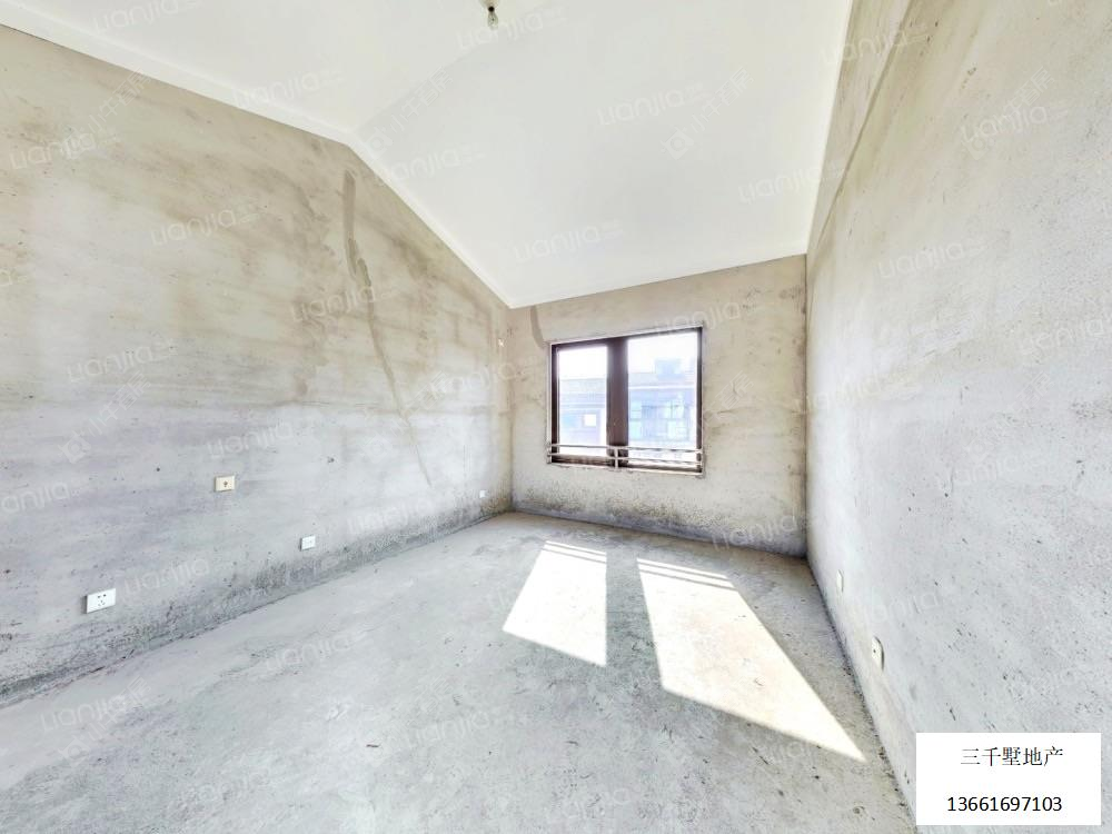 上海中骏雍景湾西区在售二手房源小区图_小牛看房