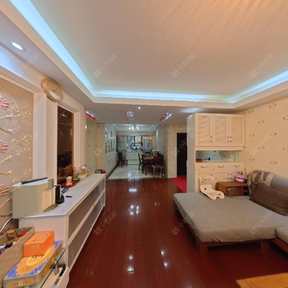 上海美兰湖颐景园在售二手房源小区图_小牛看房