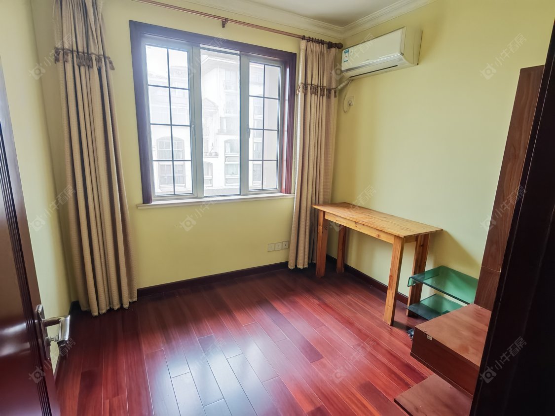 上海丽都城假日景苑在租房源室内图_小牛看房