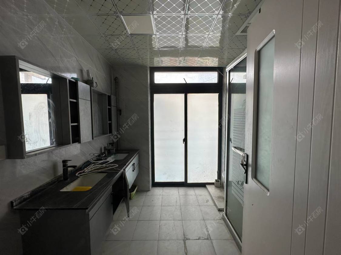 上海顺驰美兰湖在售二手房源小区图_小牛看房