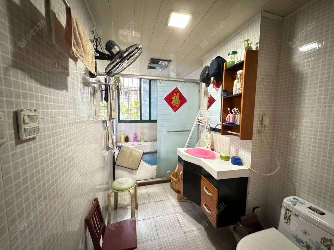 上海美兰湖颐景园在售二手房源小区图_小牛看房