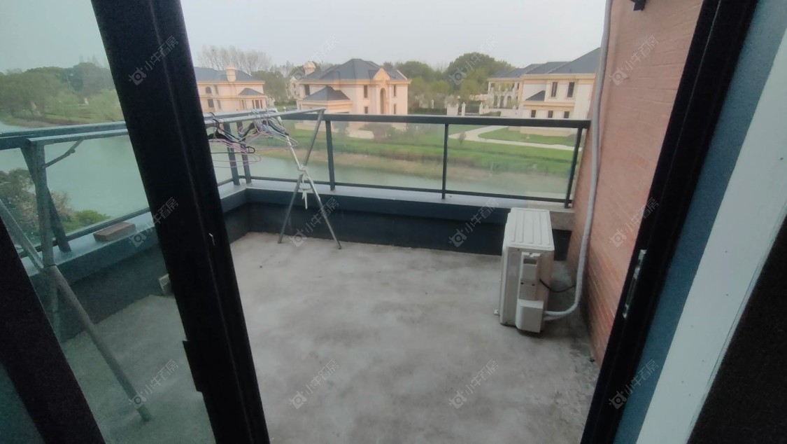 上海海上湾鹭居别墅区在售二手房源小区图_小牛看房