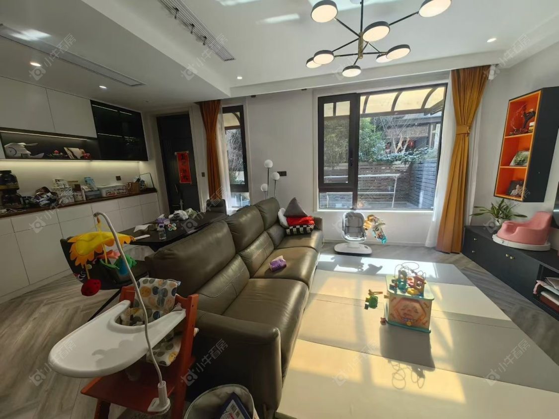 上海金地水悦堂别墅区在售二手房源小区图_小牛看房