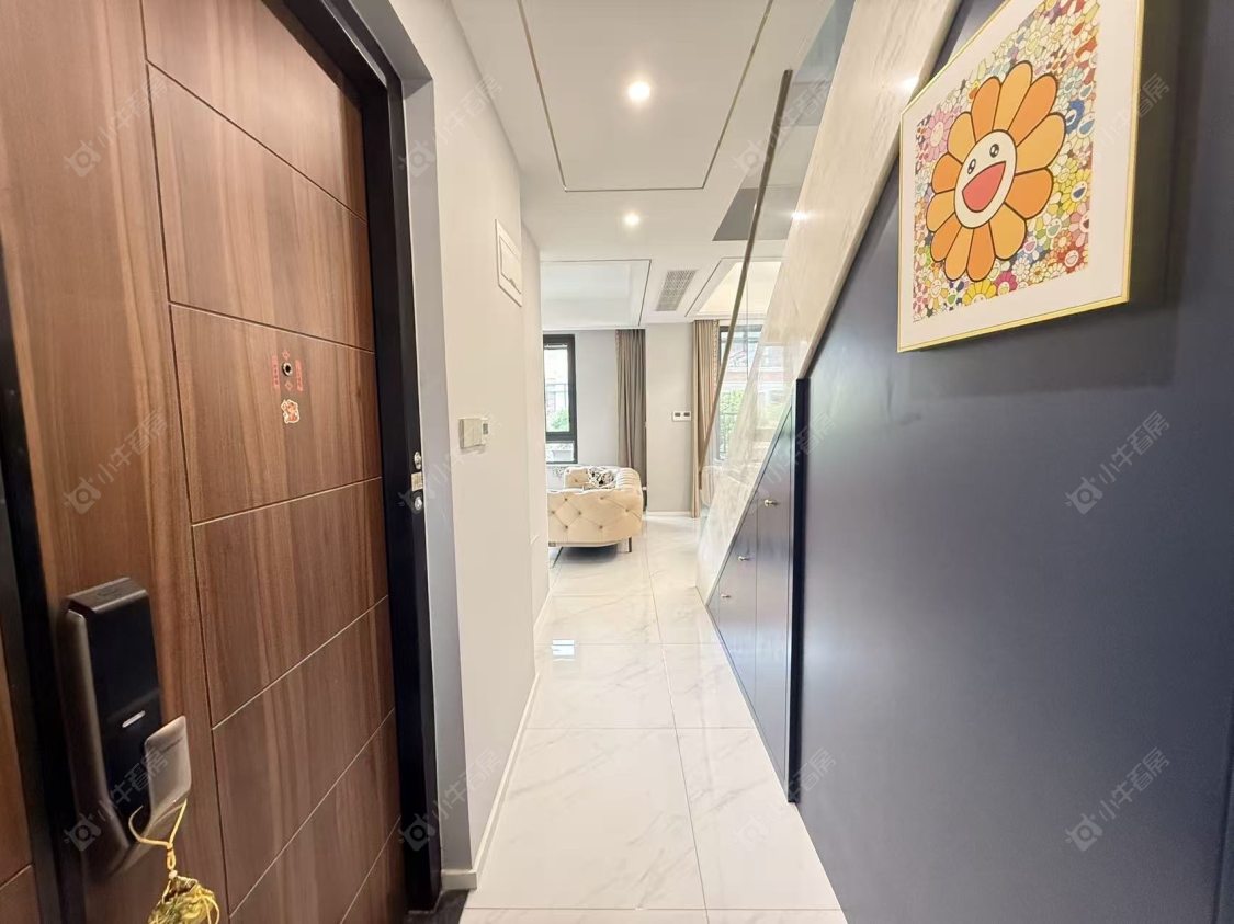 上海中海云麓里在售二手房源小区图_小牛看房