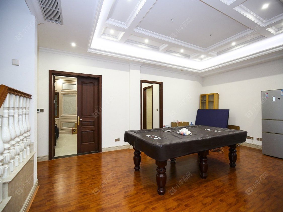 上海中建大公馆别墅区在售二手房源小区图_小牛看房