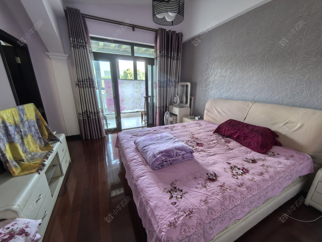 上海幸福小镇明丰绿都别墅区在售二手房源小区图_小牛看房