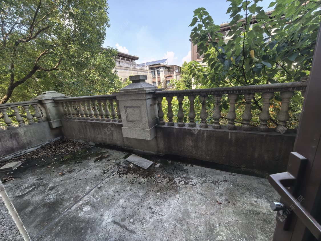 上海阳光城花满墅别墅区在售二手房源小区图_小牛看房