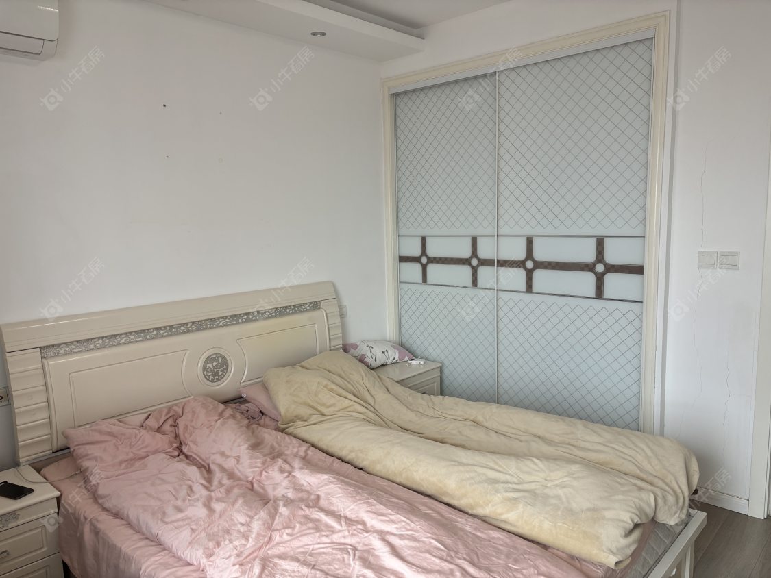 上海万业紫辰苑在售二手房源小区图_小牛看房