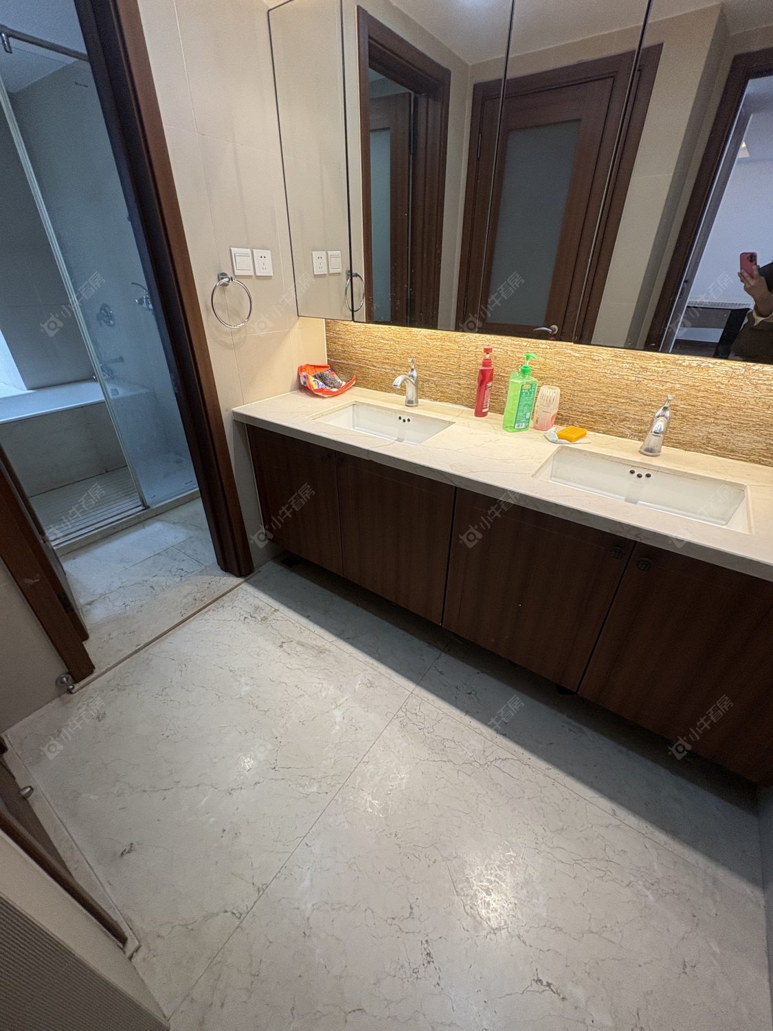 上海万科琥珀郡园在售二手房源小区图_小牛看房