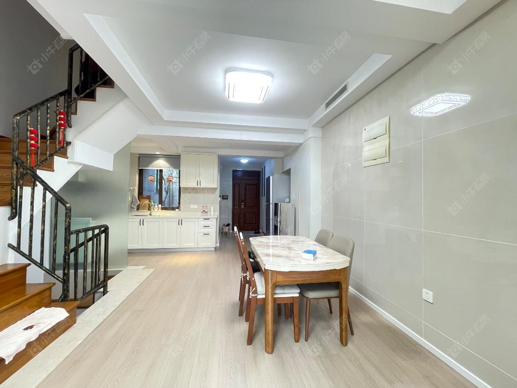 上海中骏雍景湾西区在售二手房源小区图_小牛看房