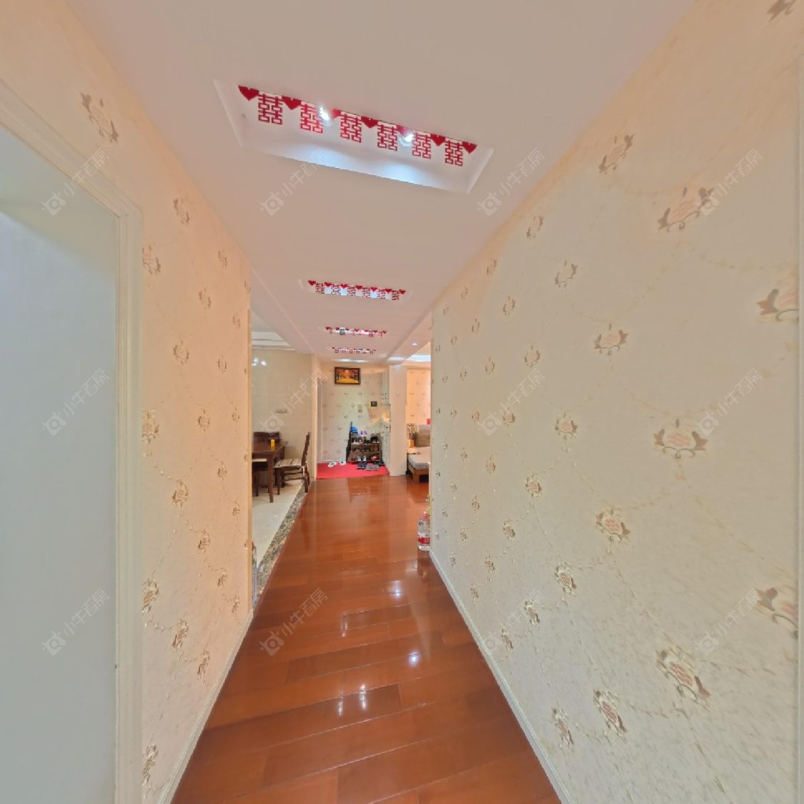 上海美兰湖颐景园在售二手房源小区图_小牛看房