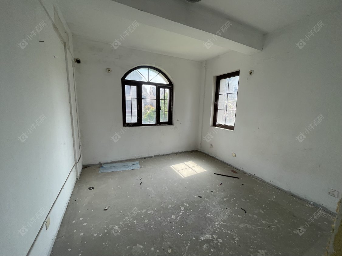 上海璟储新和湾别墅区在售二手房源小区图_小牛看房