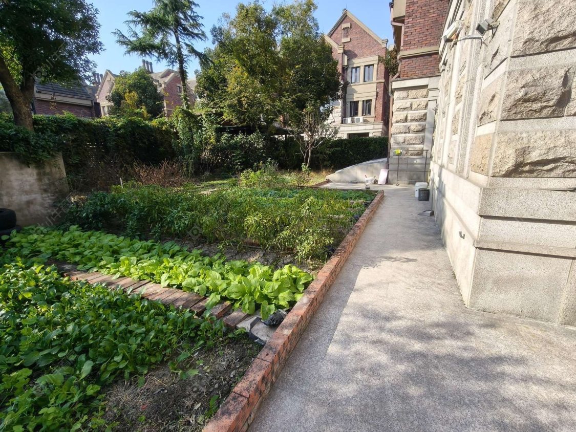 上海万科琥珀郡园别墅区在售二手房源小区图_小牛看房