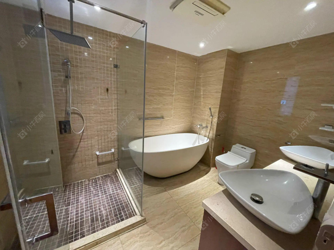 上海美兰湖岭域在售二手房源小区图_小牛看房