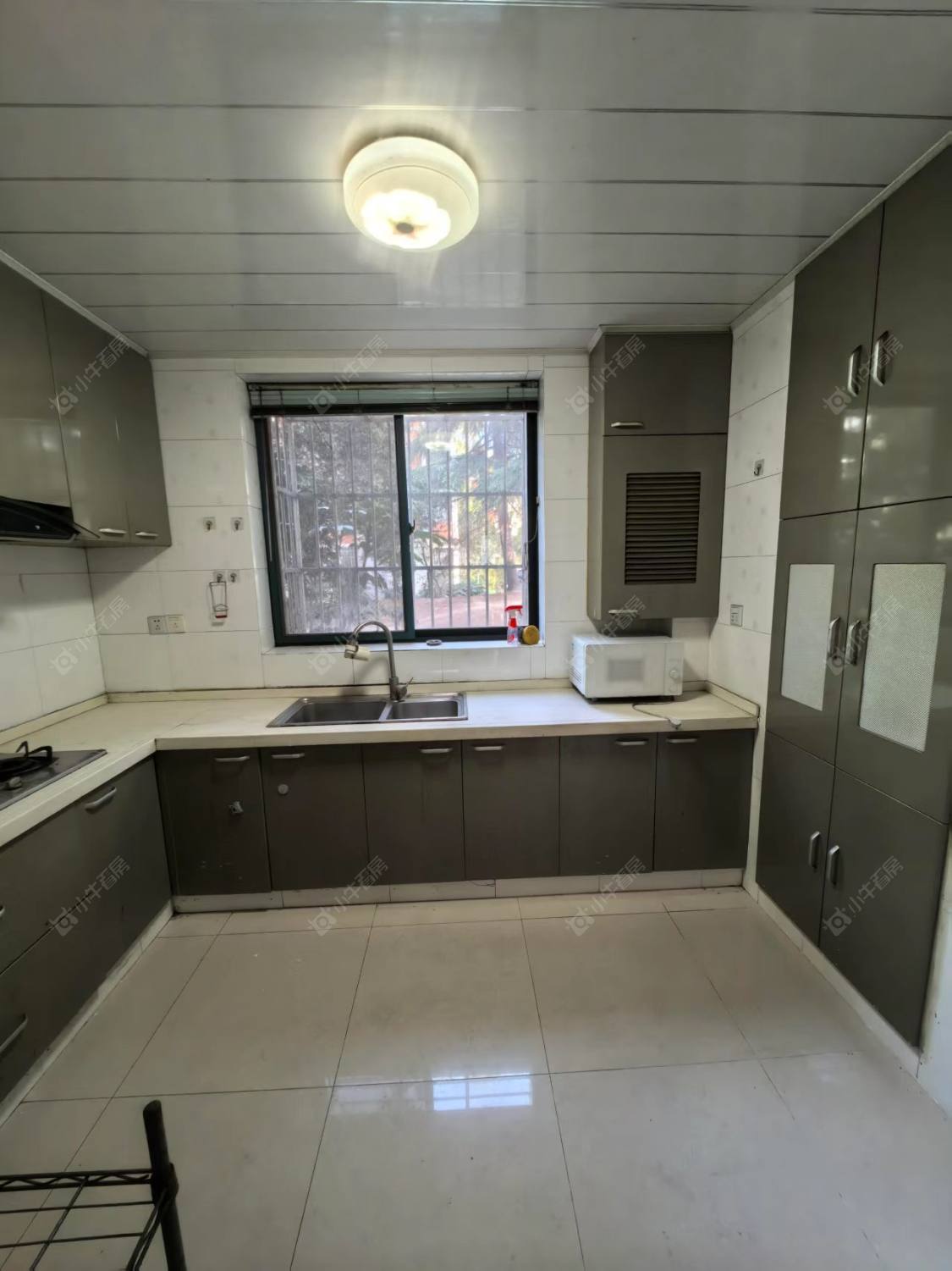 上海美兰湖颐景园在售二手房源小区图_小牛看房