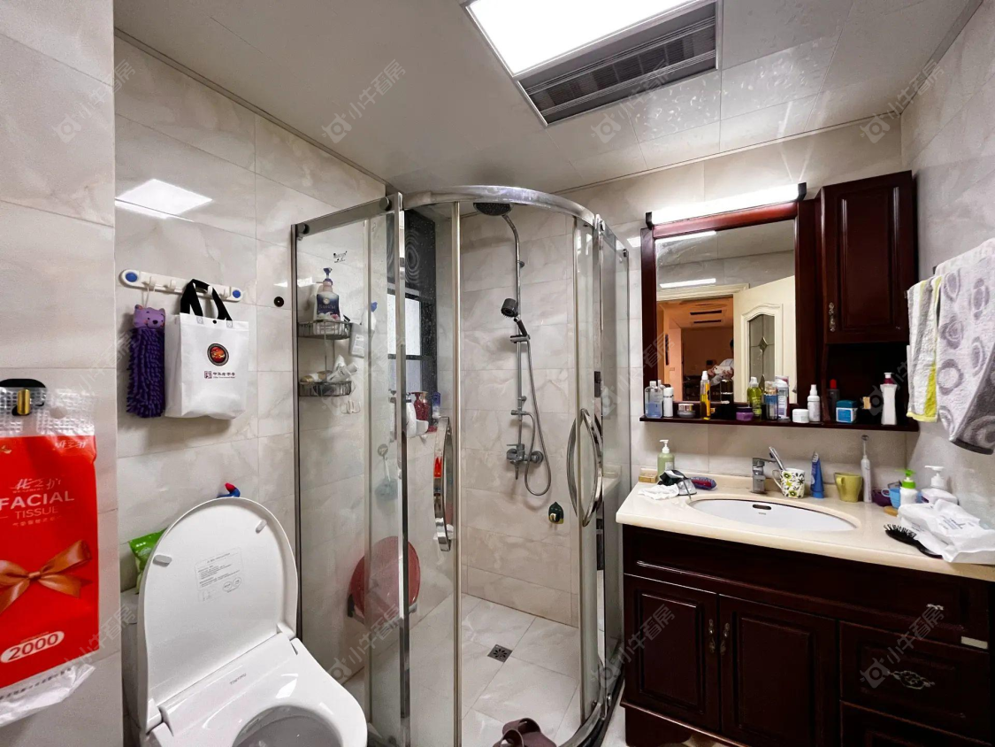 上海美兰湖颐景园在售二手房源小区图_小牛看房