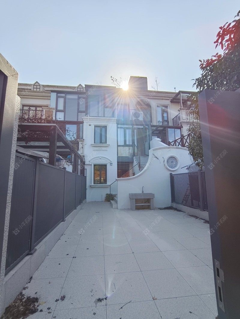 上海世茂纳米魔幻城在售二手房源室内图_小牛看房