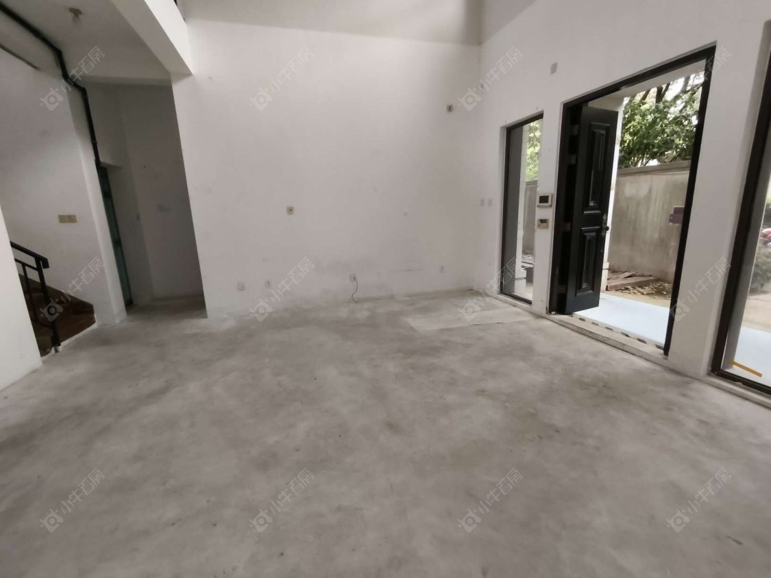 上海阳光城花满墅别墅区在售二手房源小区图_小牛看房