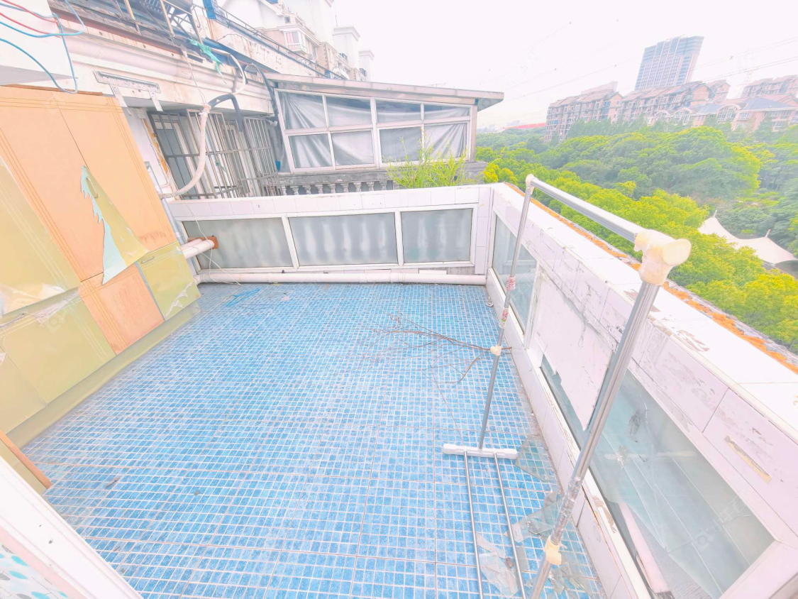 上海杨泰春城在售二手房源小区图_小牛看房