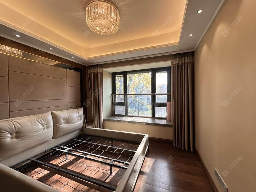 上海恒大御澜庭3600弄在售二手房源小区图_小牛看房