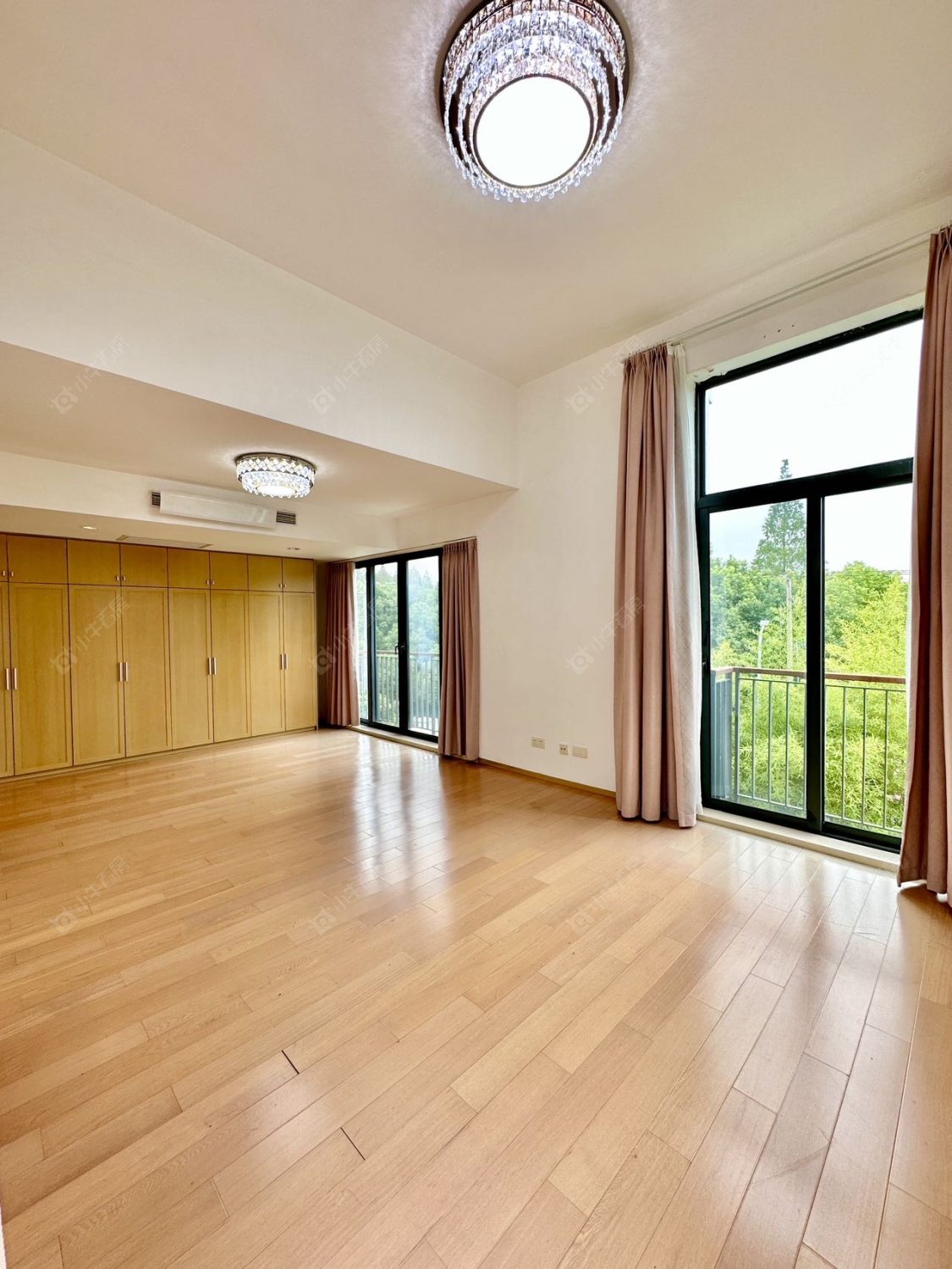 上海凯德林茵湖畔东区别墅区在售二手房源小区图_小牛看房