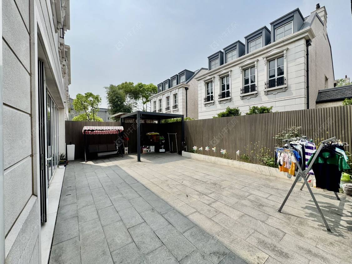 上海英庭名墅别墅区在售二手房源室内图_小牛看房