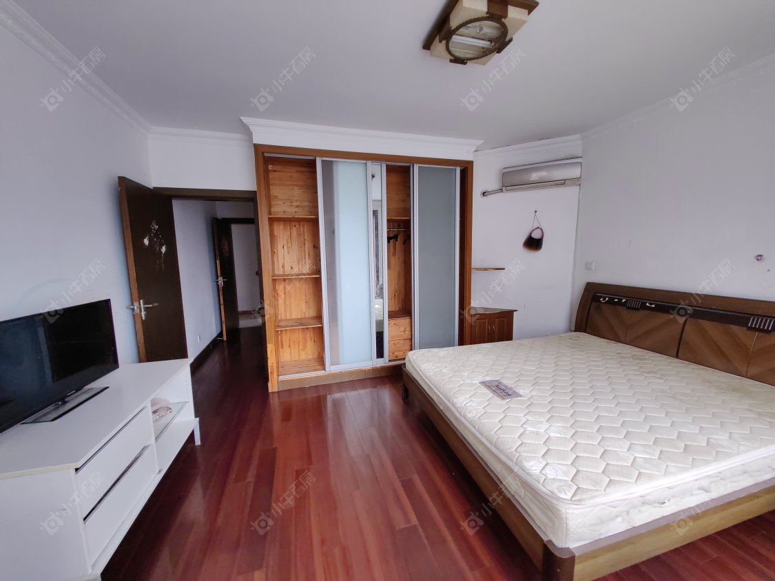 上海万科四季花城1166弄在售二手房源小区图_小牛看房