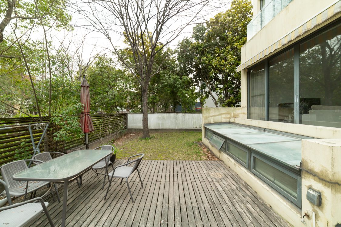 上海凯德林茵湖畔西区别墅区在售二手房源小区图_小牛看房