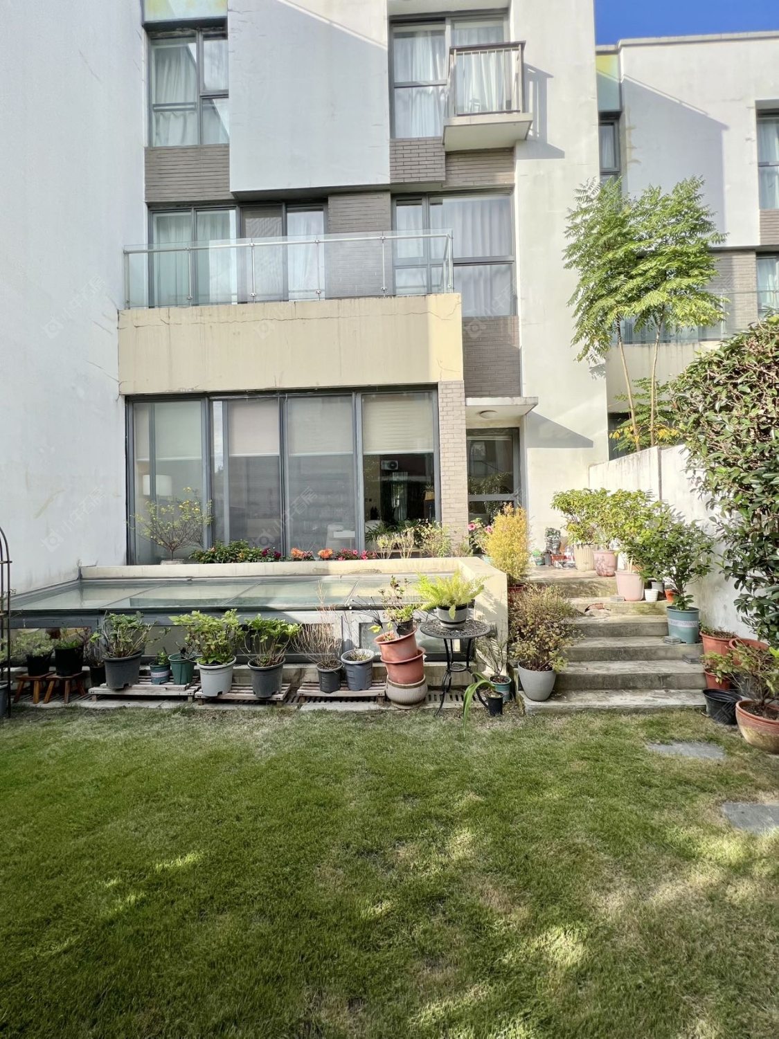 上海凯德林茵湖畔东区别墅区在售二手房源小区图_小牛看房