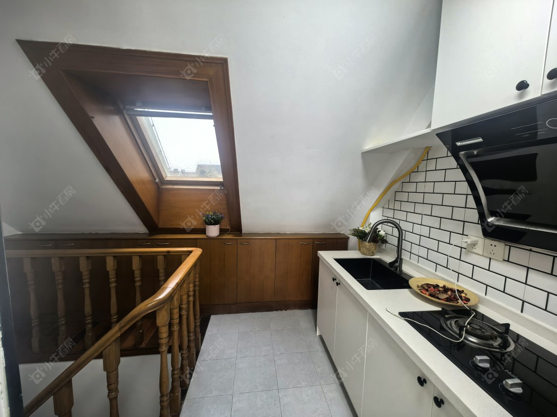 上海康泰新城在售二手房源小区图_小牛看房