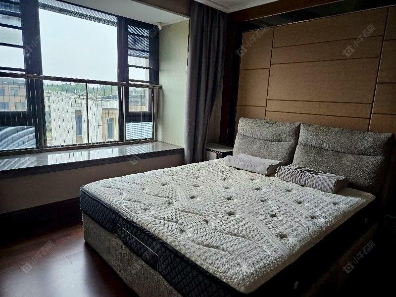 上海恒大御澜庭3800弄在售二手房源小区图_小牛看房