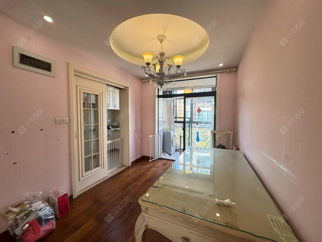 上海顺驰美兰湖在售二手房源小区图_小牛看房