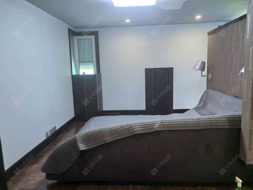 上海朗诗绿岛别墅区在售二手房源小区图_小牛看房