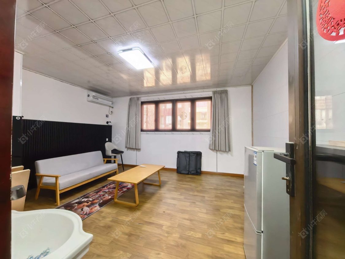 上海万科琥珀郡园别墅区在售二手房源小区图_小牛看房