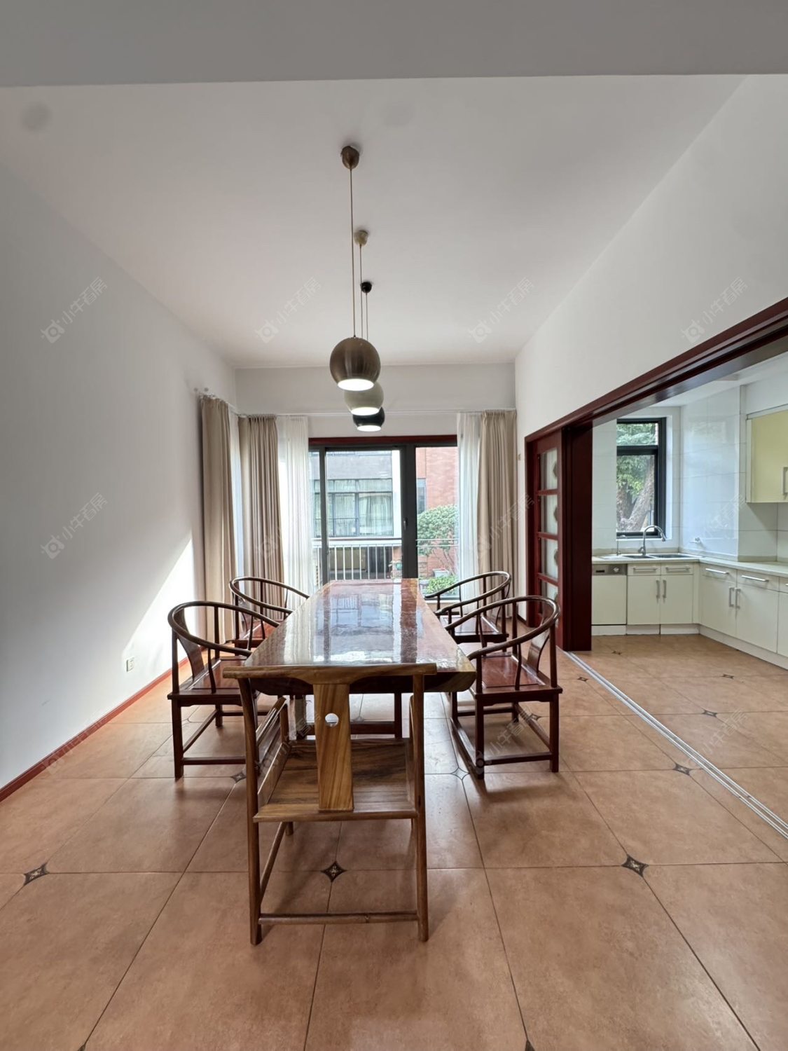 上海凯德林茵湖畔东区别墅区在售二手房源小区图_小牛看房