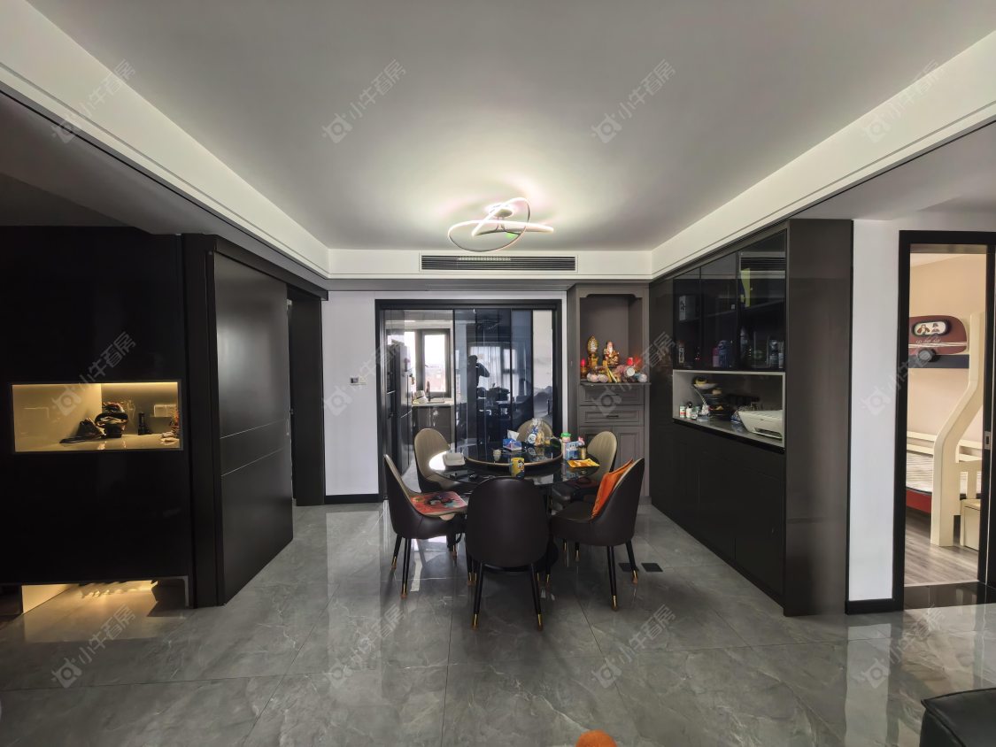 上海万科四季花城111弄在售二手房源小区图_小牛看房