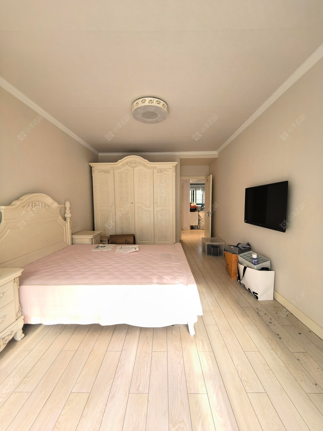 上海美兰湖颐景园在售二手房源小区图_小牛看房