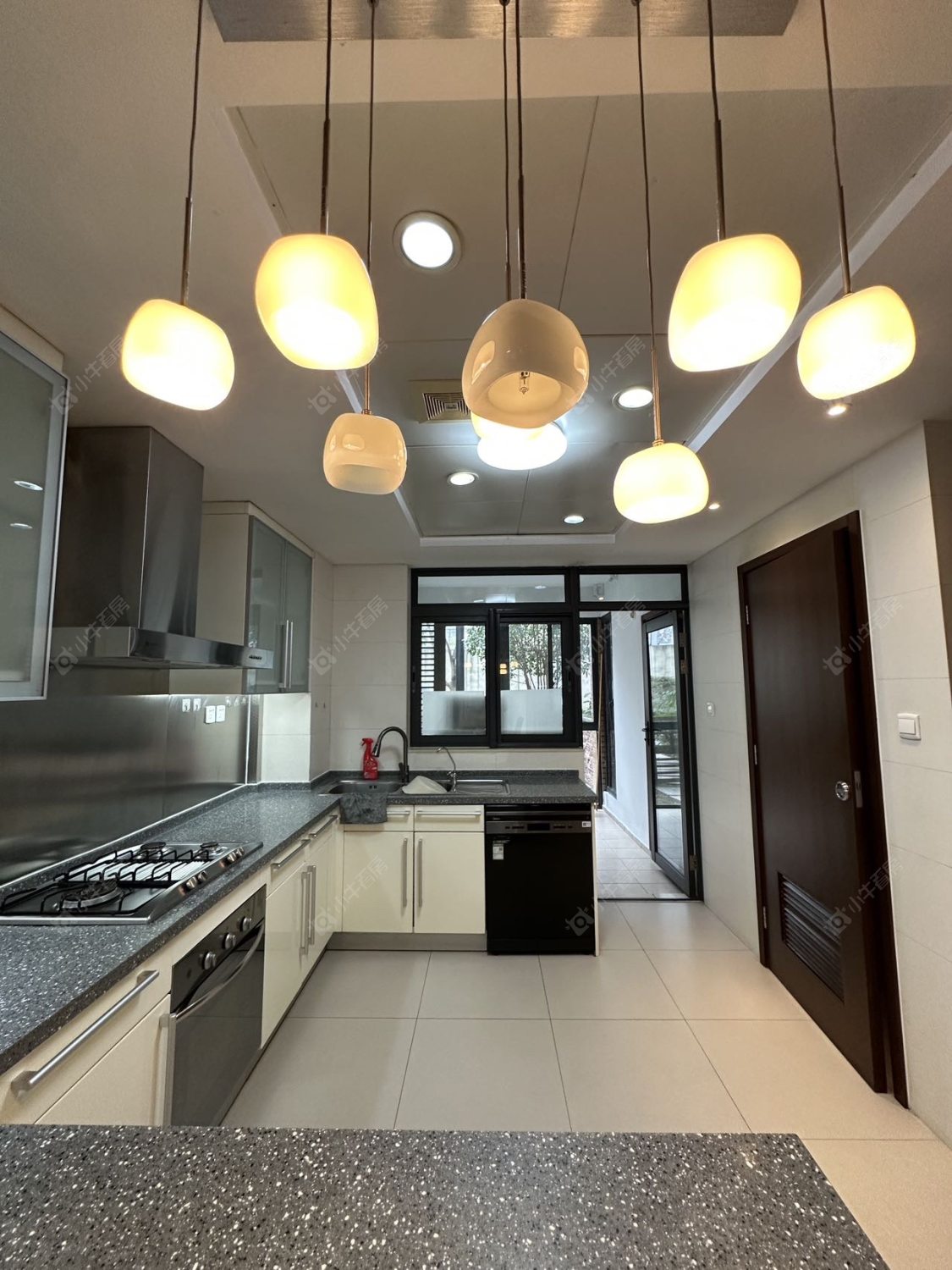 上海凯德林茵湖畔东区在售二手房源小区图_小牛看房