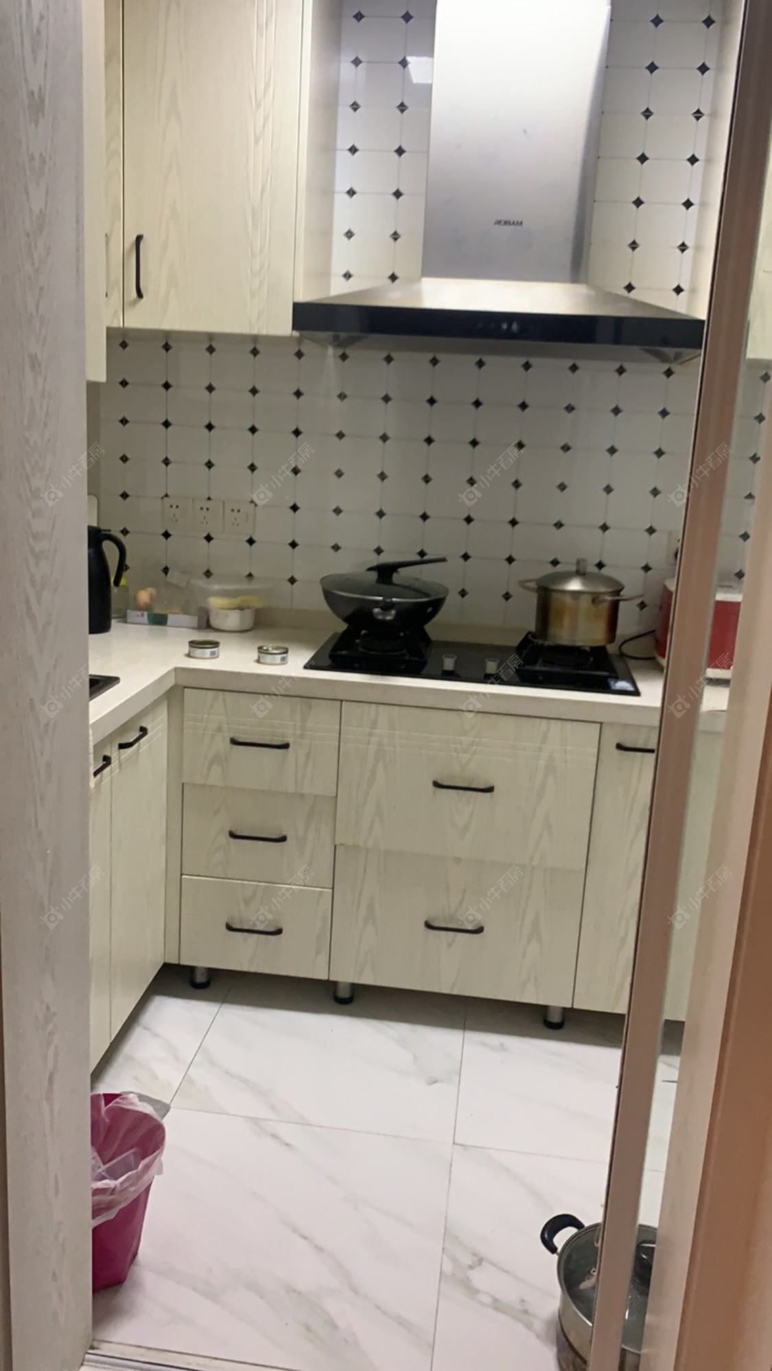 上海万业紫辰苑在售二手房源小区图_小牛看房