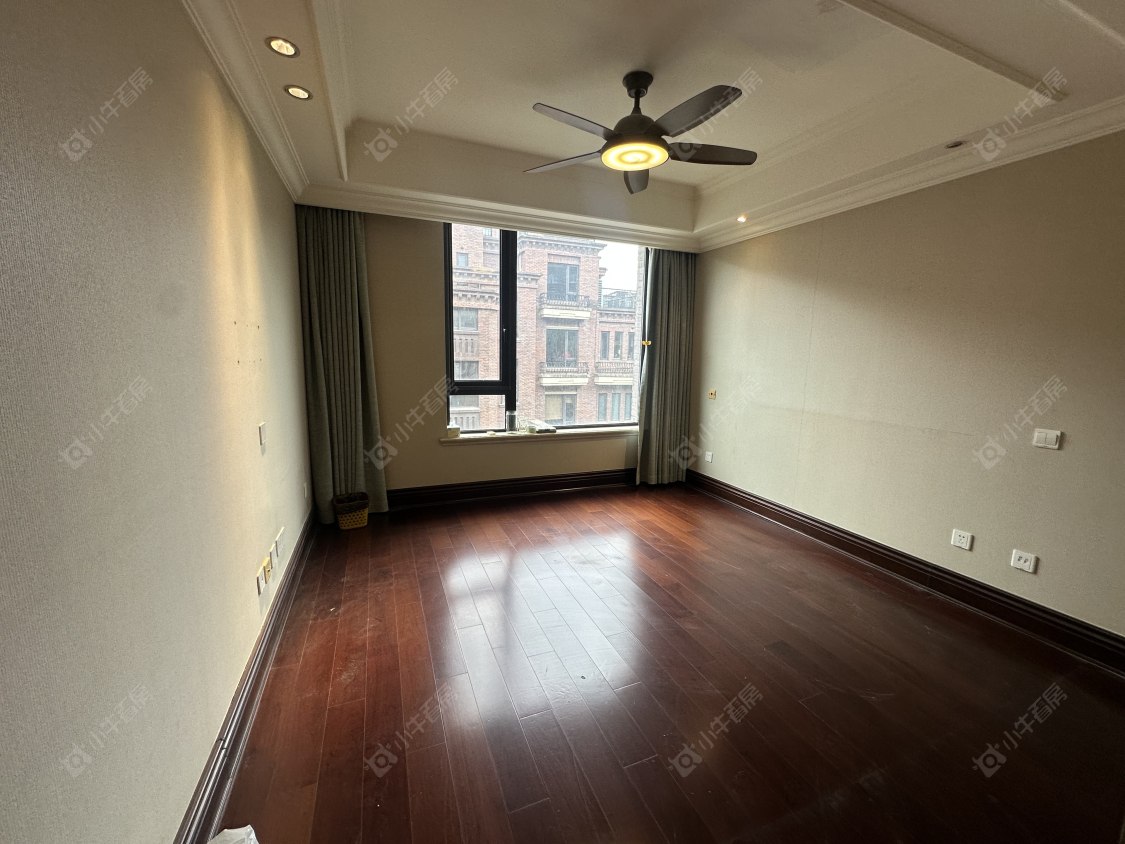 上海金地艺华年别墅区在售二手房源小区图_小牛看房