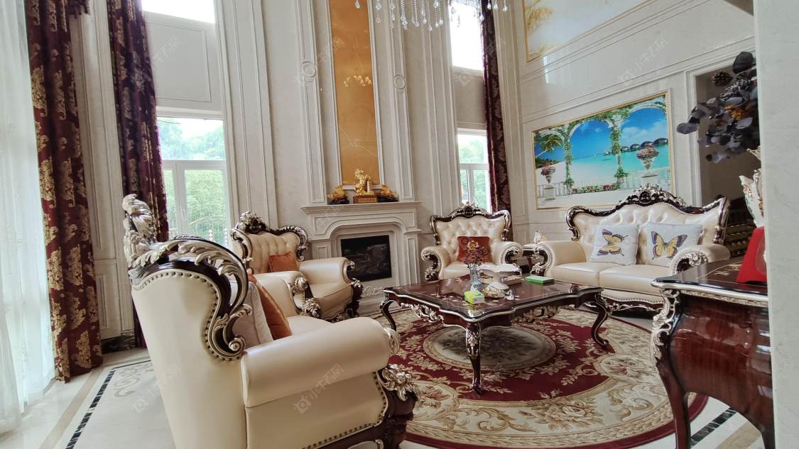 上海美兰湖别墅在售二手房源小区图_小牛看房