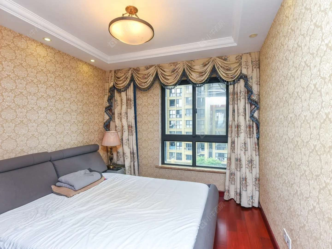 上海保利叶上海三期在售二手房源小区图_小牛看房