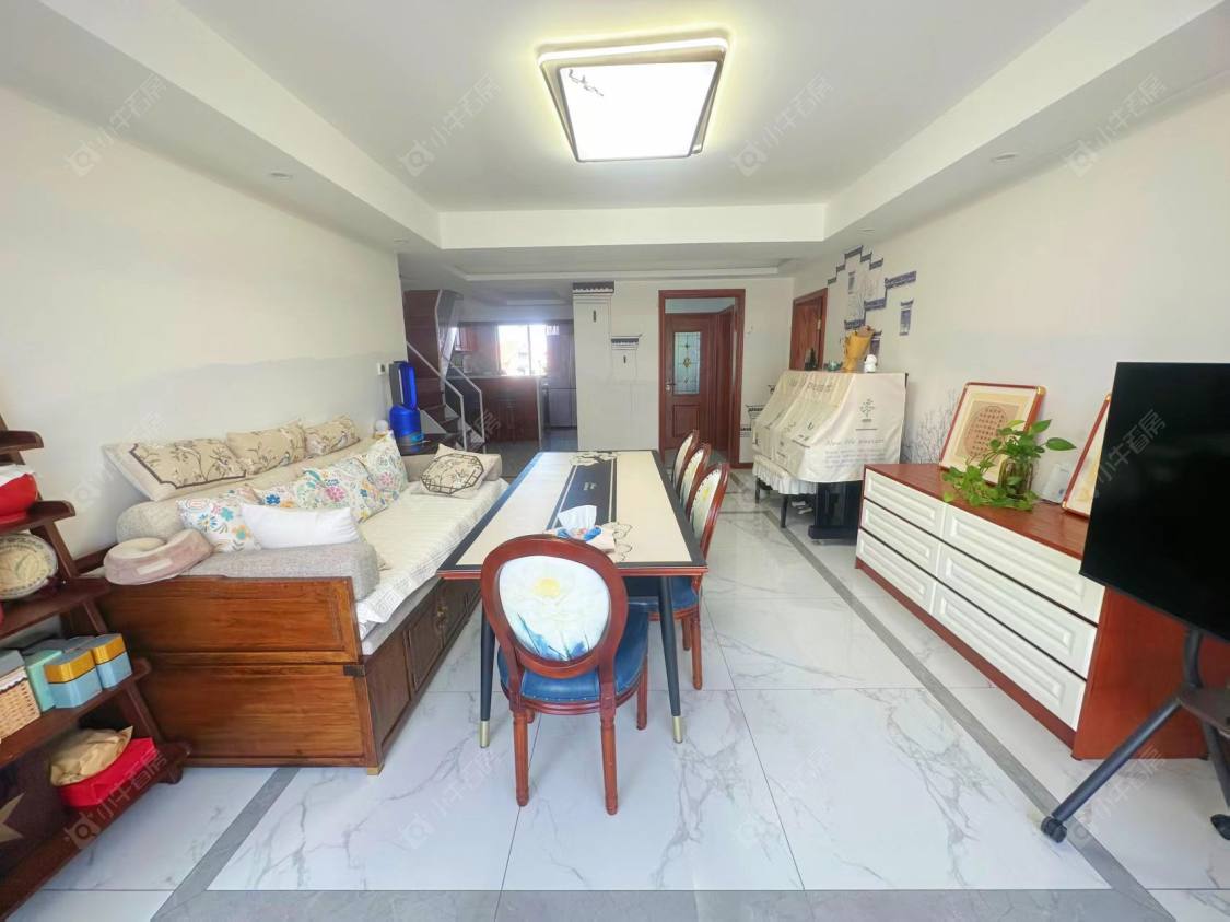 上海美兰湖颐景园在售二手房源小区图_小牛看房